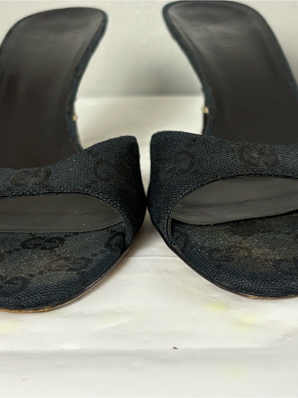 Gucci Black Open-Toe monogram black with Bamboo Heel Detail - Picture 14 of 16